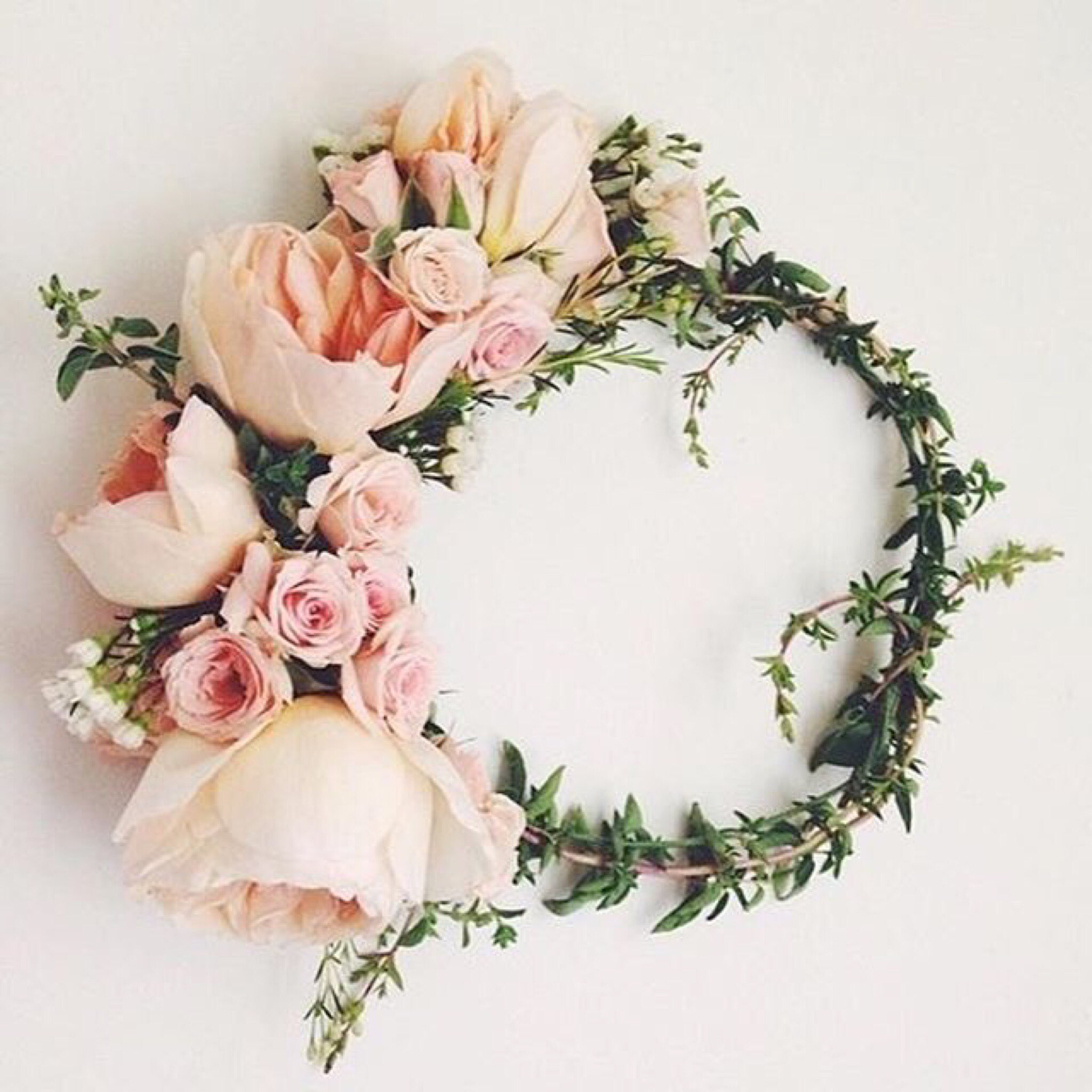 طوق ورد فخم colorful_crowns